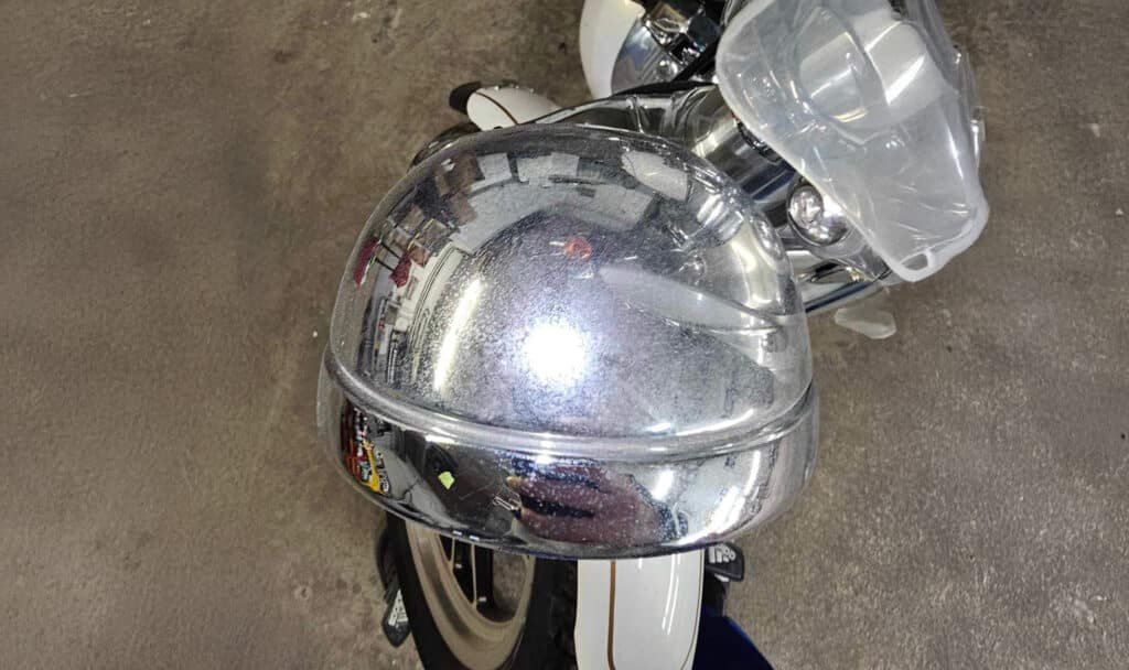 Motorcycle_Restoration_Detailing_BeforePolish